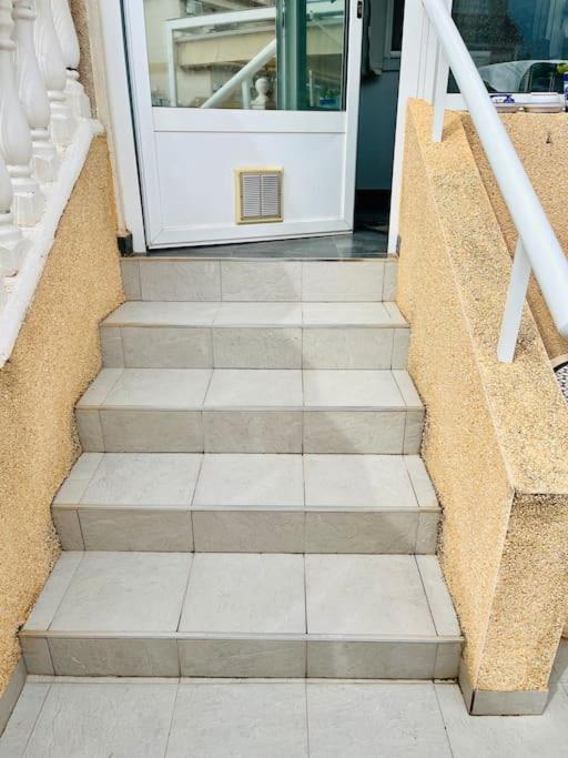 Casa La Paz Villa Torrevieja Dış mekan fotoğraf